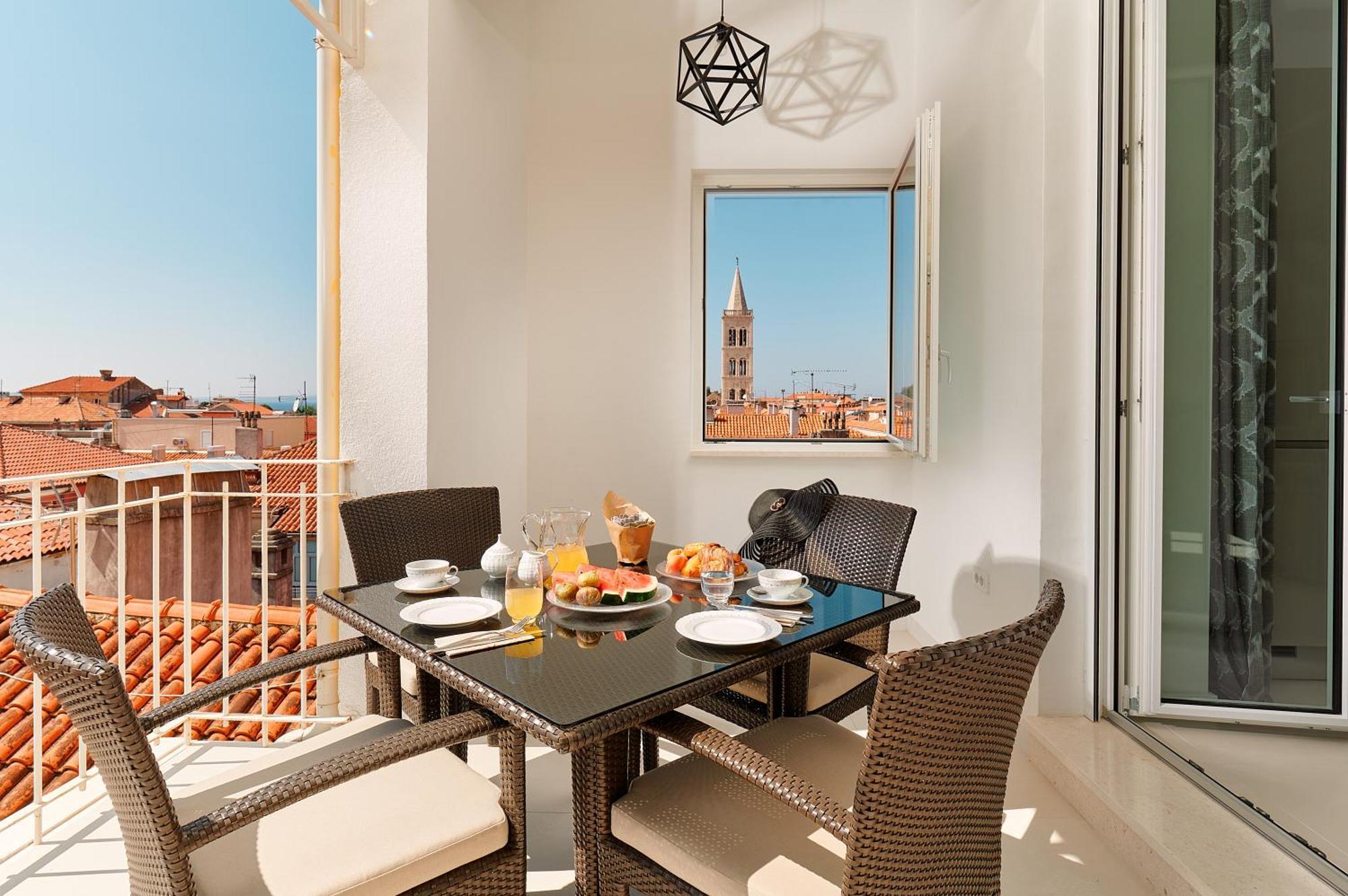 The Central Pearl Apartment Zadar Exterior photo