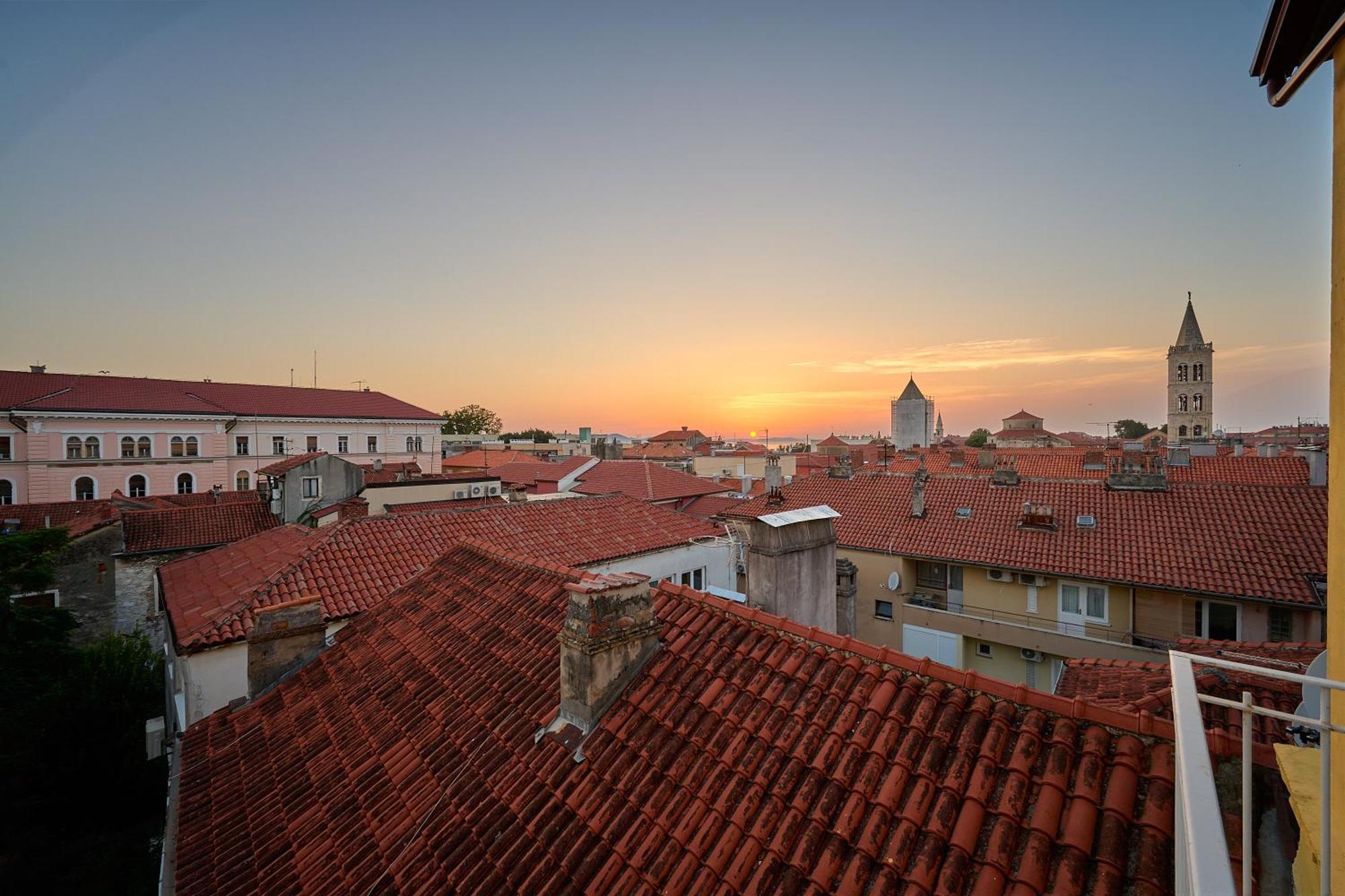 The Central Pearl Apartment Zadar Exterior photo
